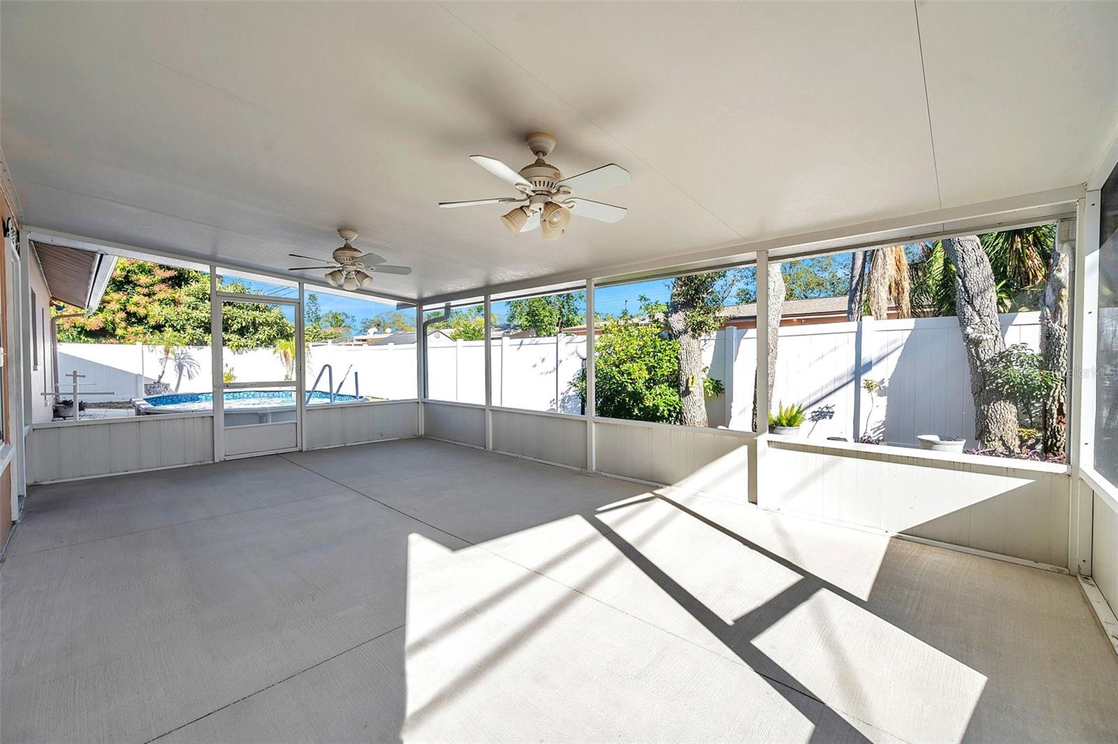 714 CHARLOTTE AVE, TARPON SPRINGS, FL, 34689