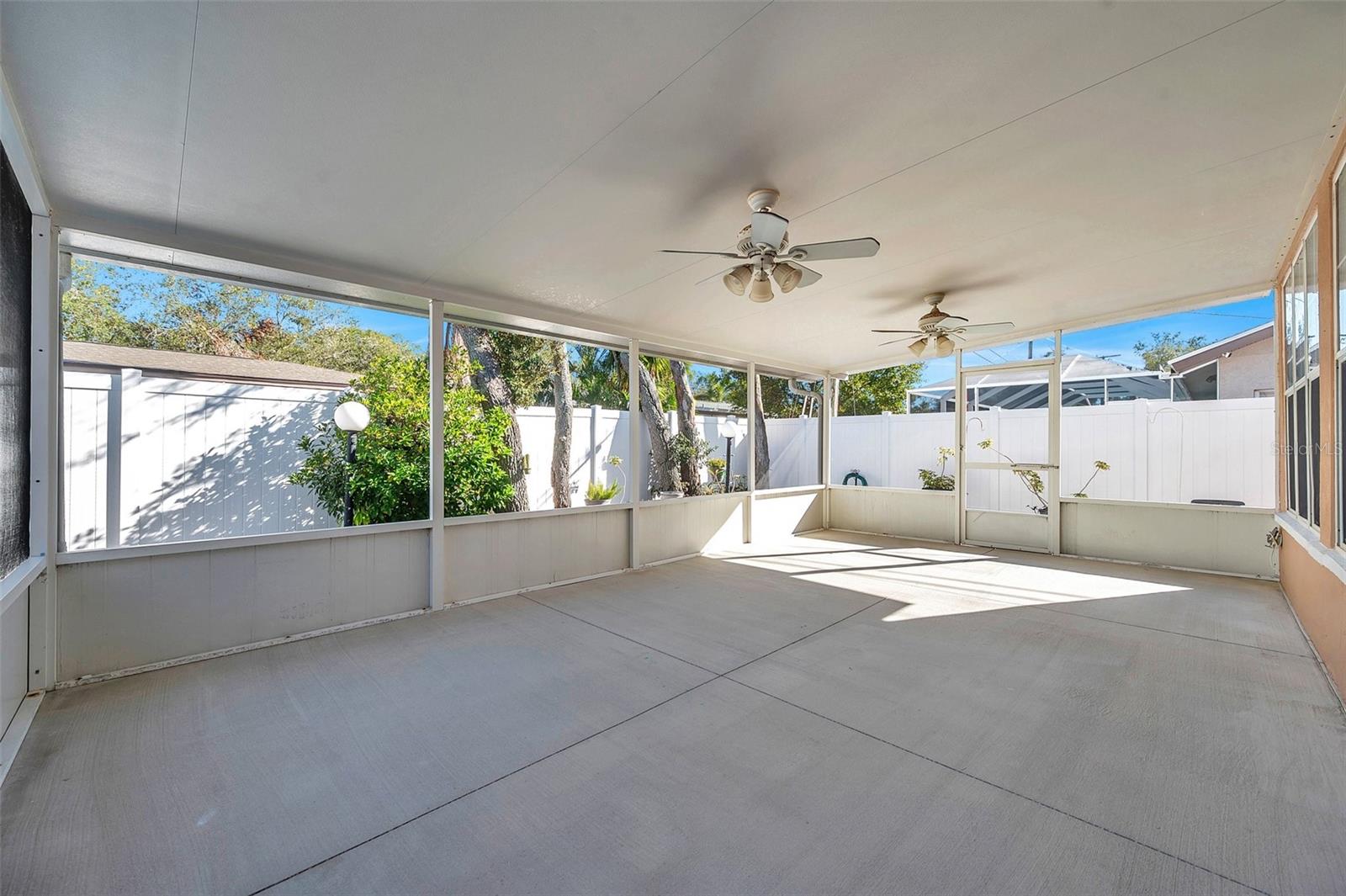 714 CHARLOTTE AVE, TARPON SPRINGS, FL, 34689
