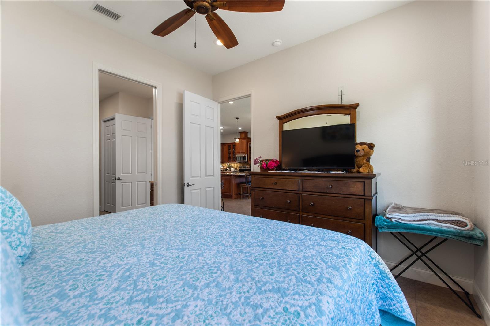 543 NARROW POND RD, POLK CITY, FL, 33868