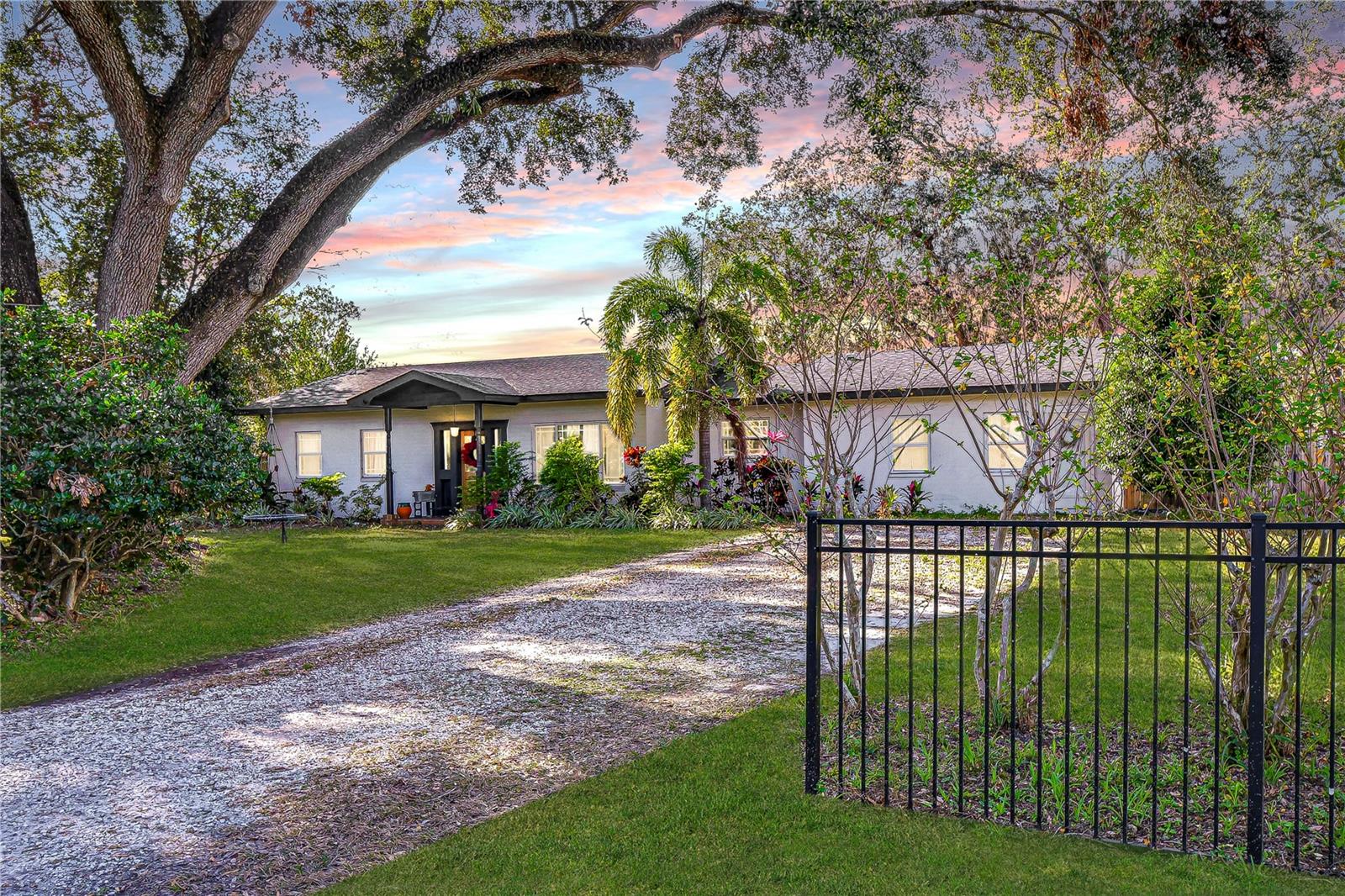 12910 FOREST HILLS DR, TAMPA, FL, 33612