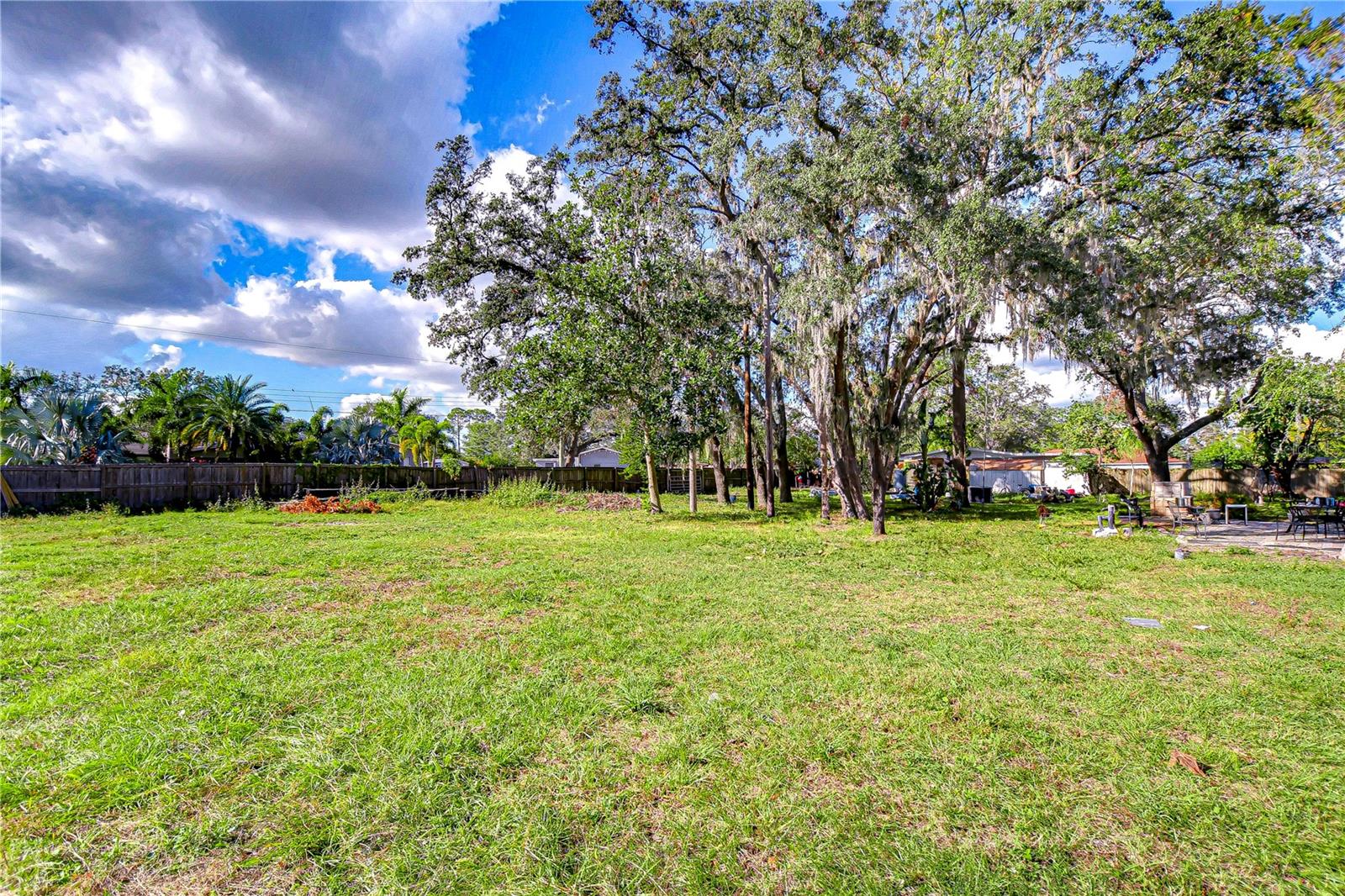12910 FOREST HILLS DR, TAMPA, FL, 33612