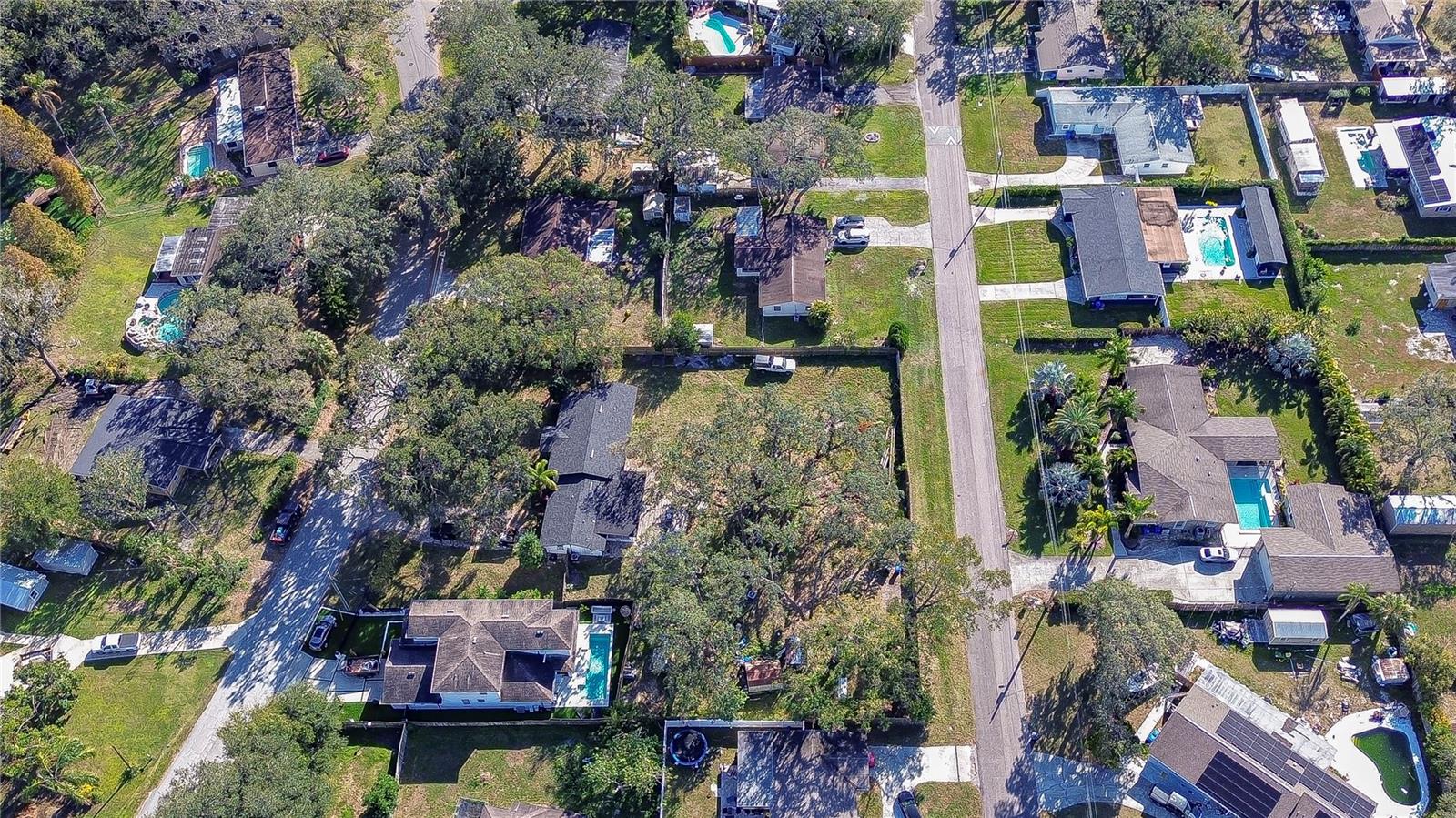 12910 FOREST HILLS DR, TAMPA, FL, 33612