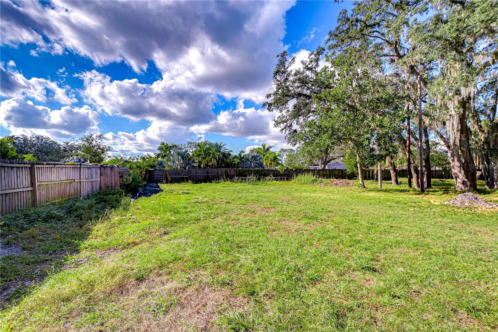 12910 FOREST HILLS DR, TAMPA, FL, 33612