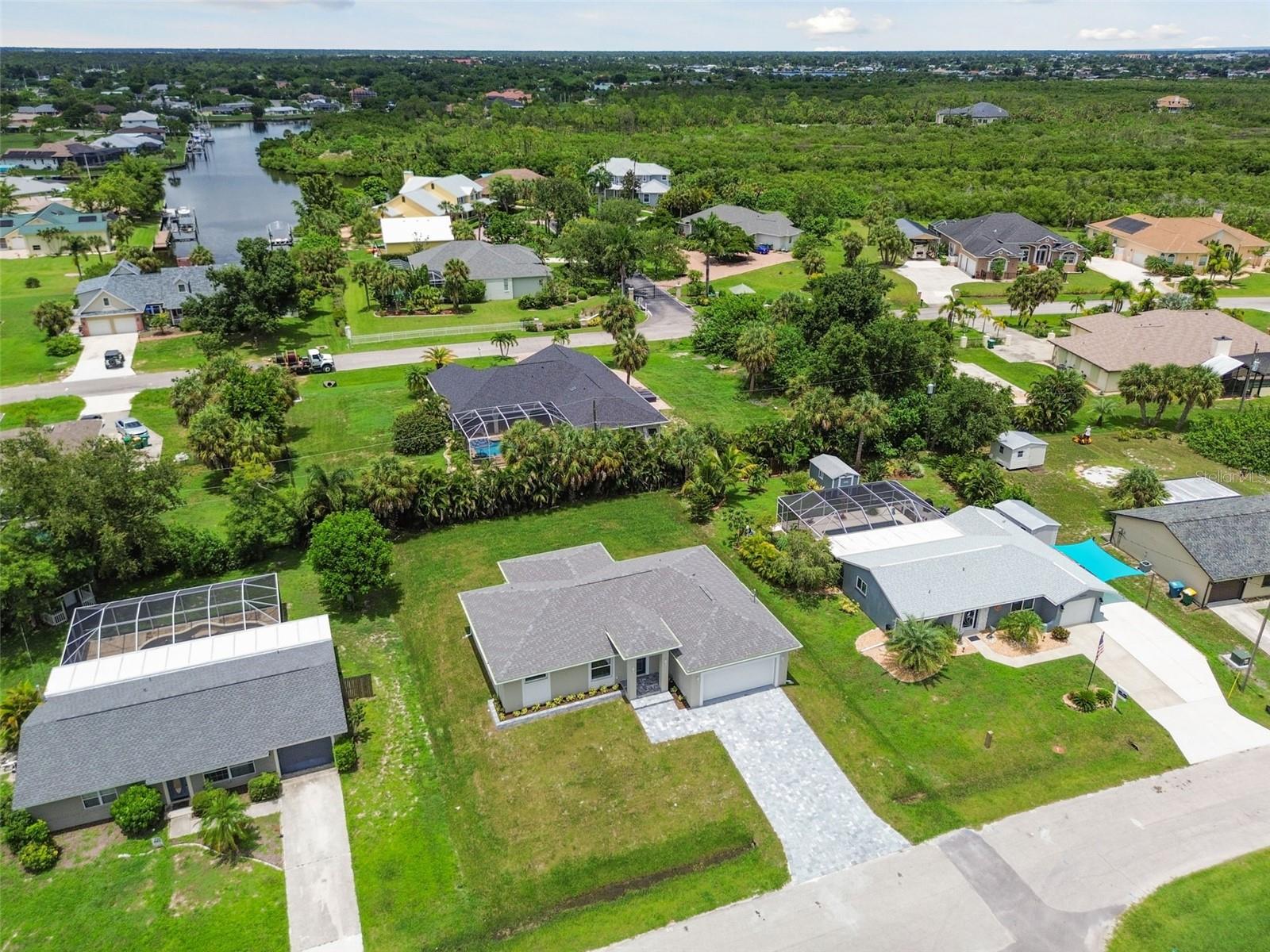 18854 ACKERMAN AVE, PORT CHARLOTTE, FL, 33948