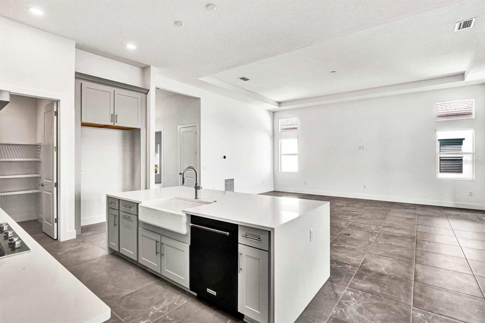 8035 REDONDA LOOP, BRADENTON, FL, 34202