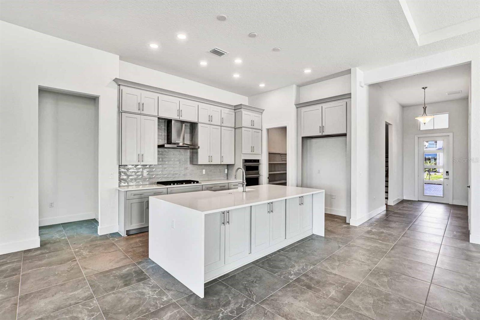 8035 REDONDA LOOP, BRADENTON, FL, 34202