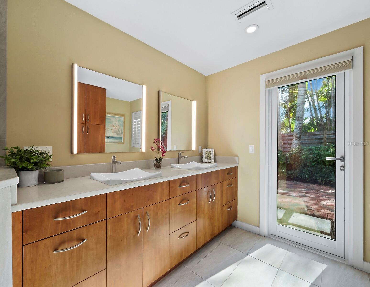 1930 ALTA VISTA ST, SARASOTA, FL, 34236