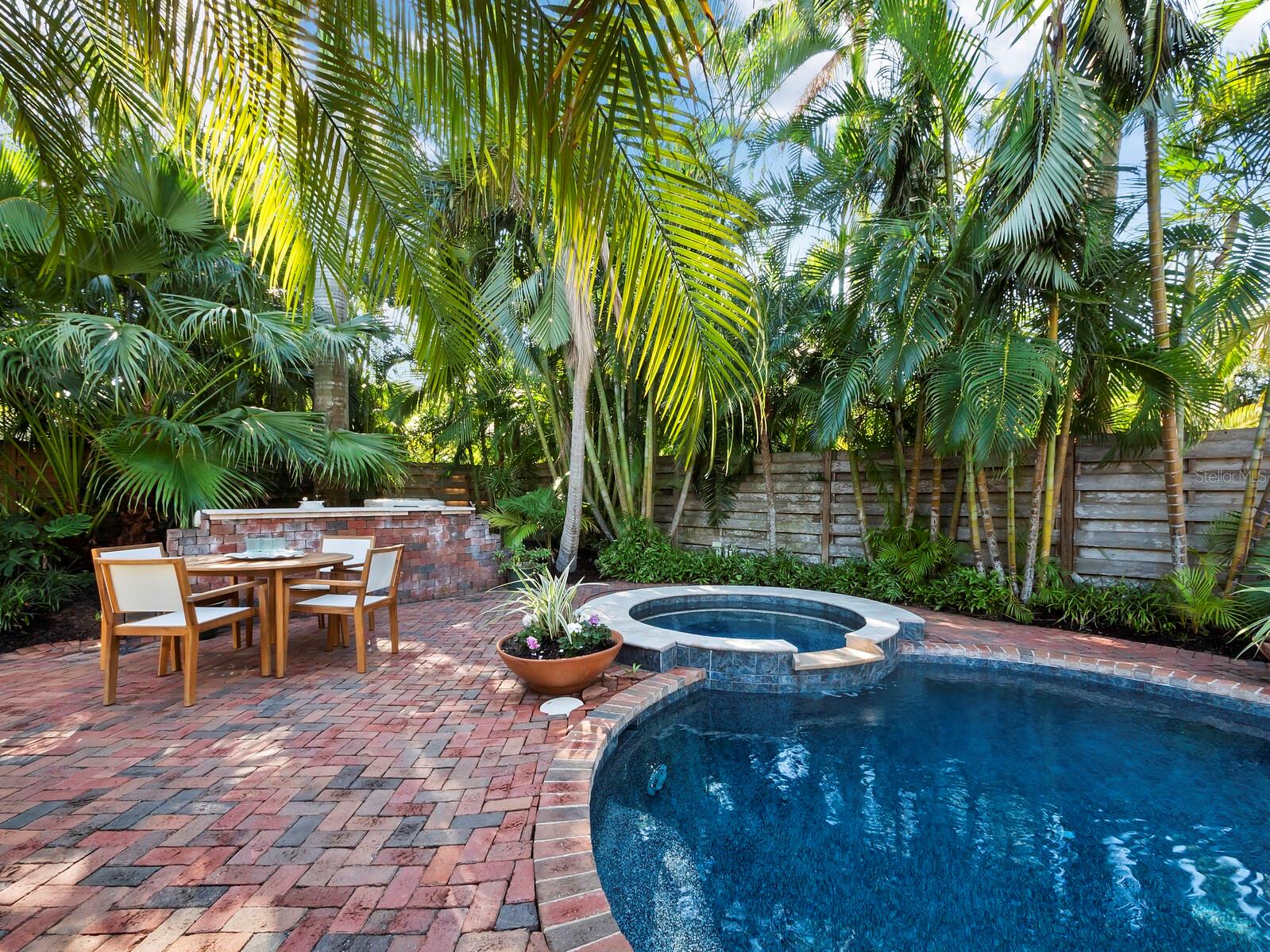 1930 ALTA VISTA ST, SARASOTA, FL, 34236