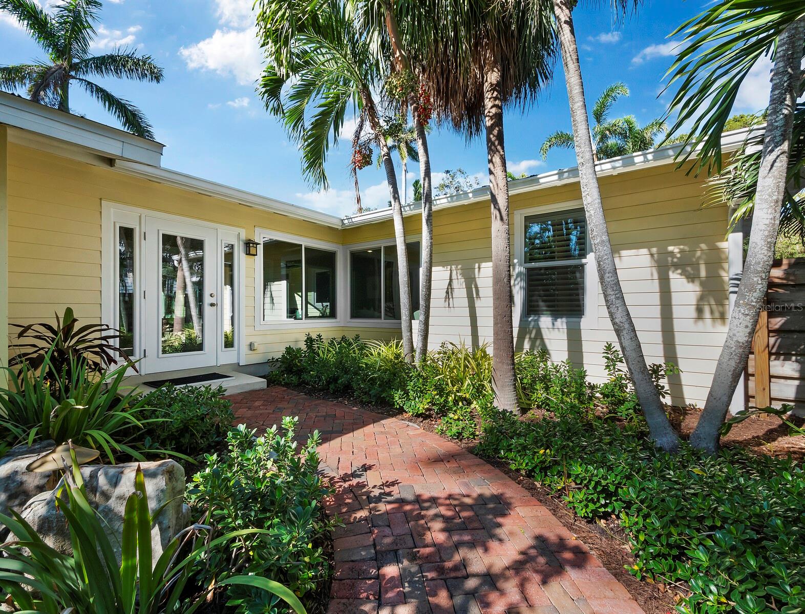 1930 ALTA VISTA ST, SARASOTA, FL, 34236