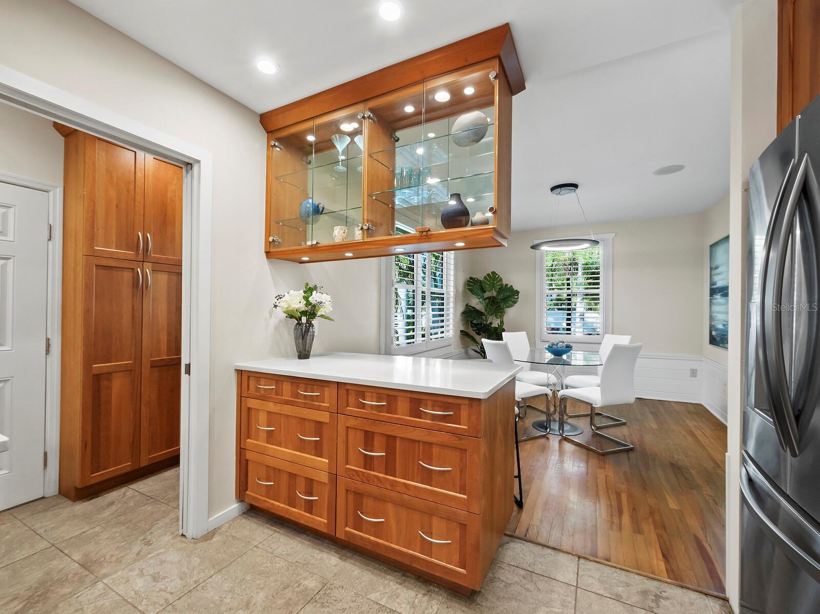 1930 ALTA VISTA ST, SARASOTA, FL, 34236