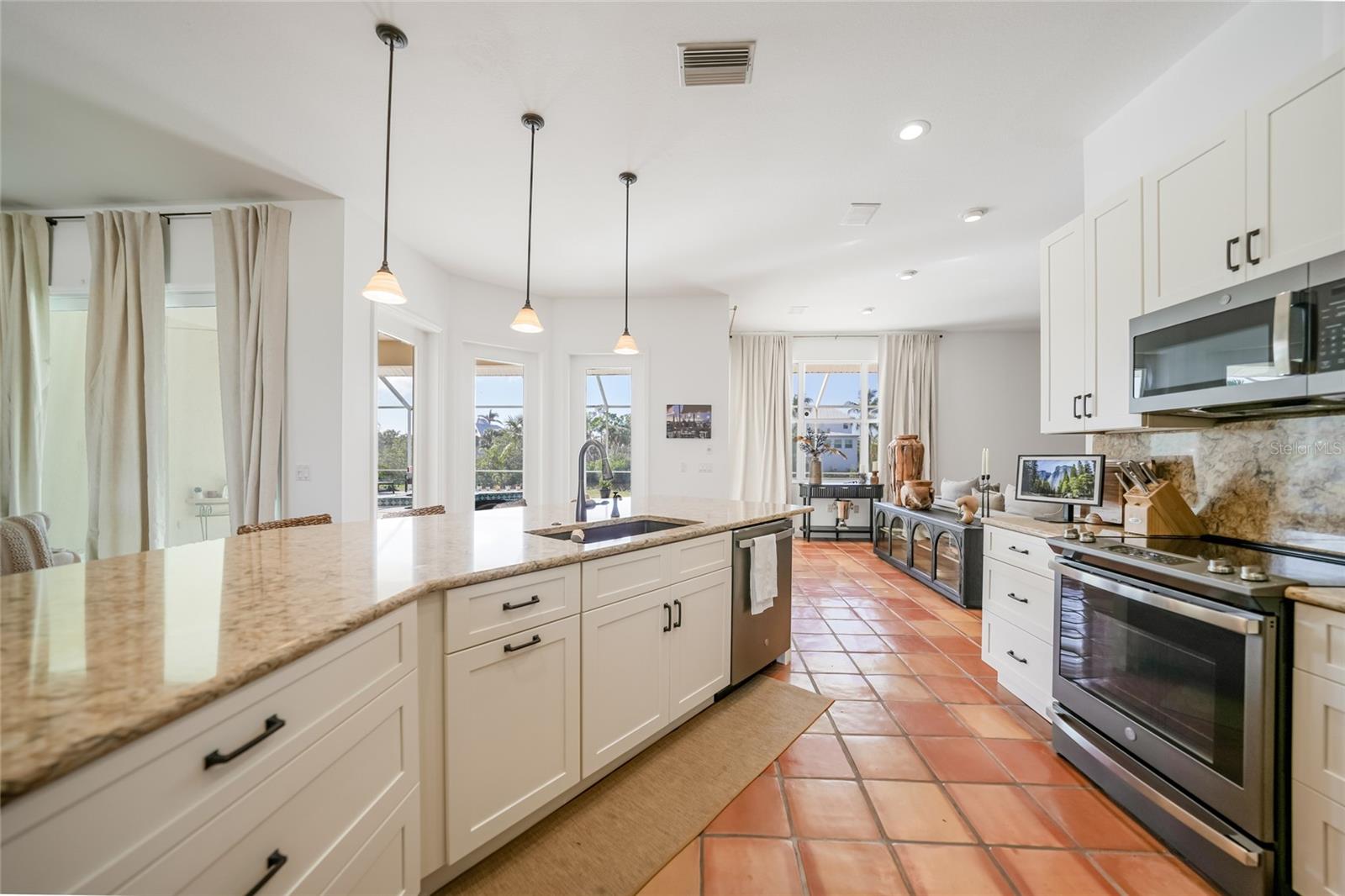 4658 ARLINGTON DR, PLACIDA, FL, 33946