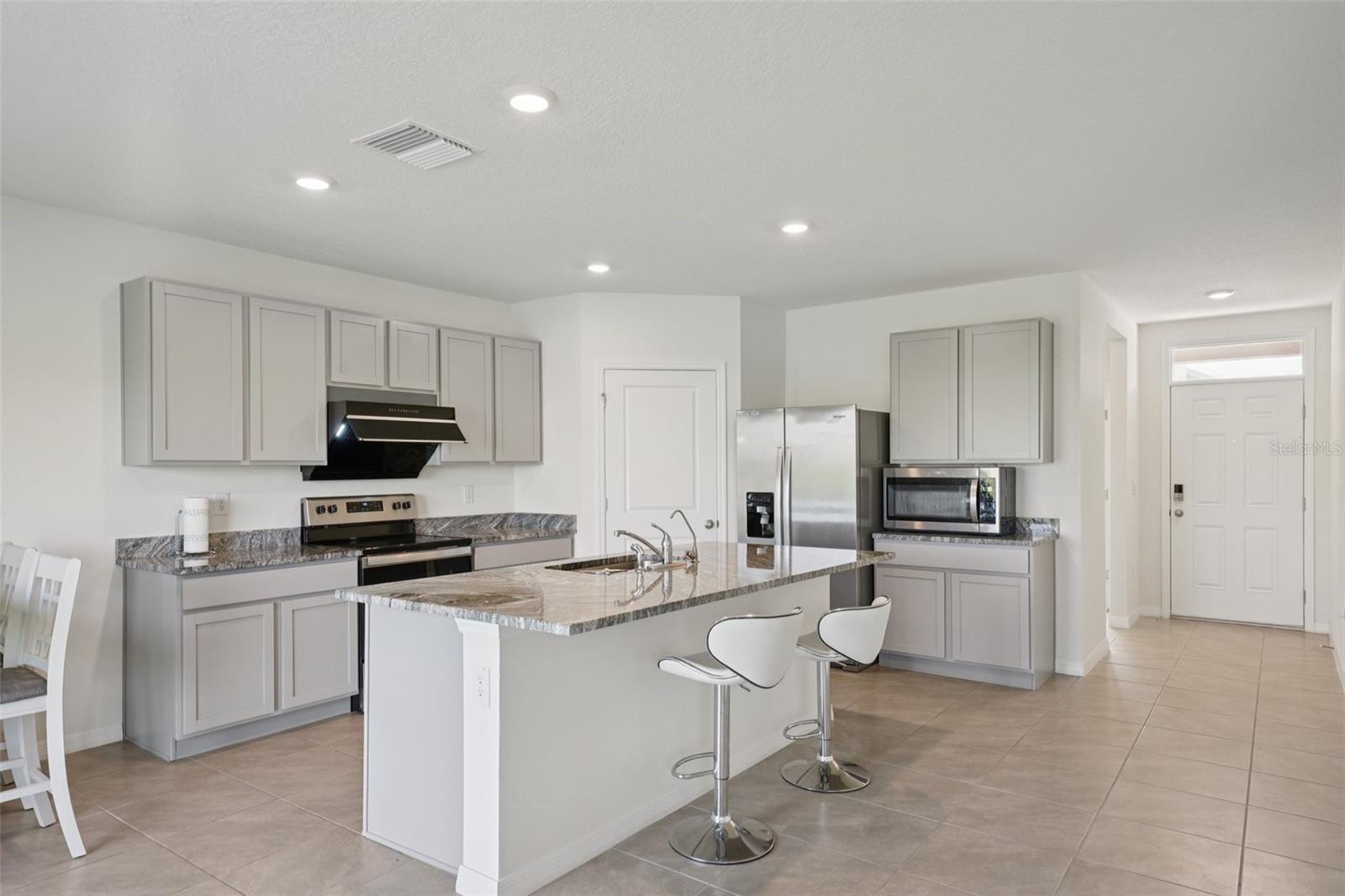 8379 ENDER HILLS DR, WESLEY CHAPEL, FL, 33545