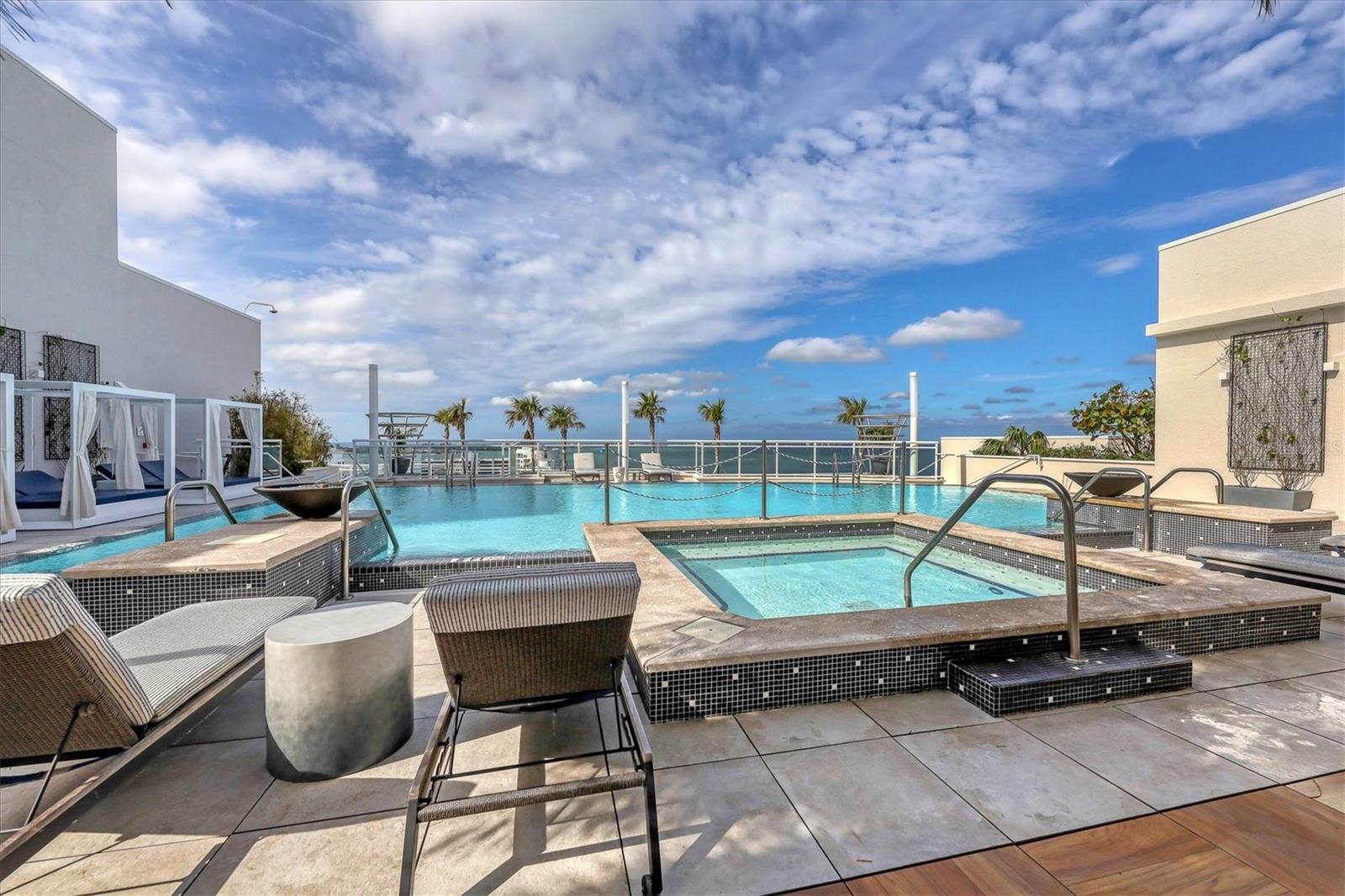 540 N TAMIAMI TRL #604, SARASOTA, FL, 34236