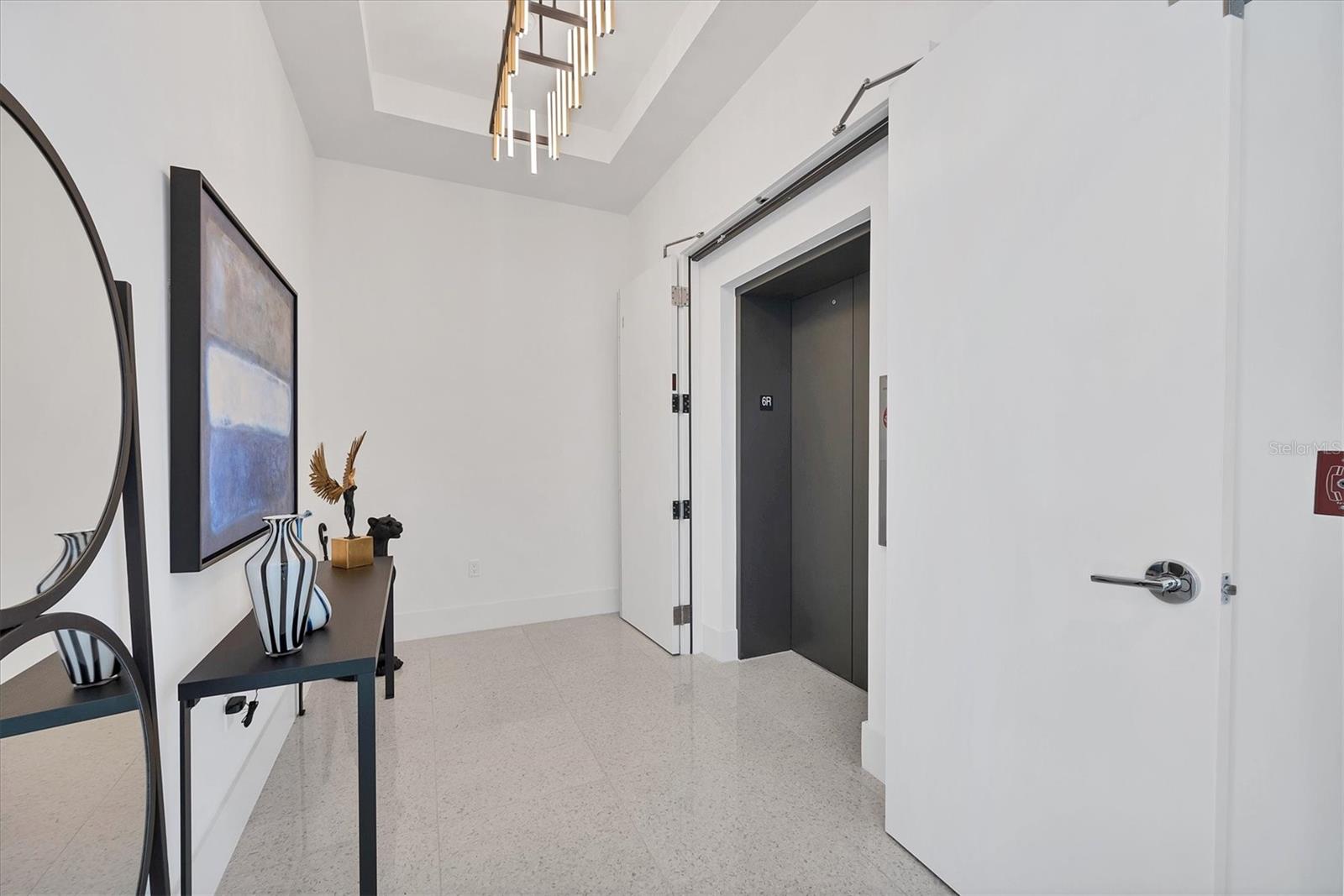540 N TAMIAMI TRL #604, SARASOTA, FL, 34236