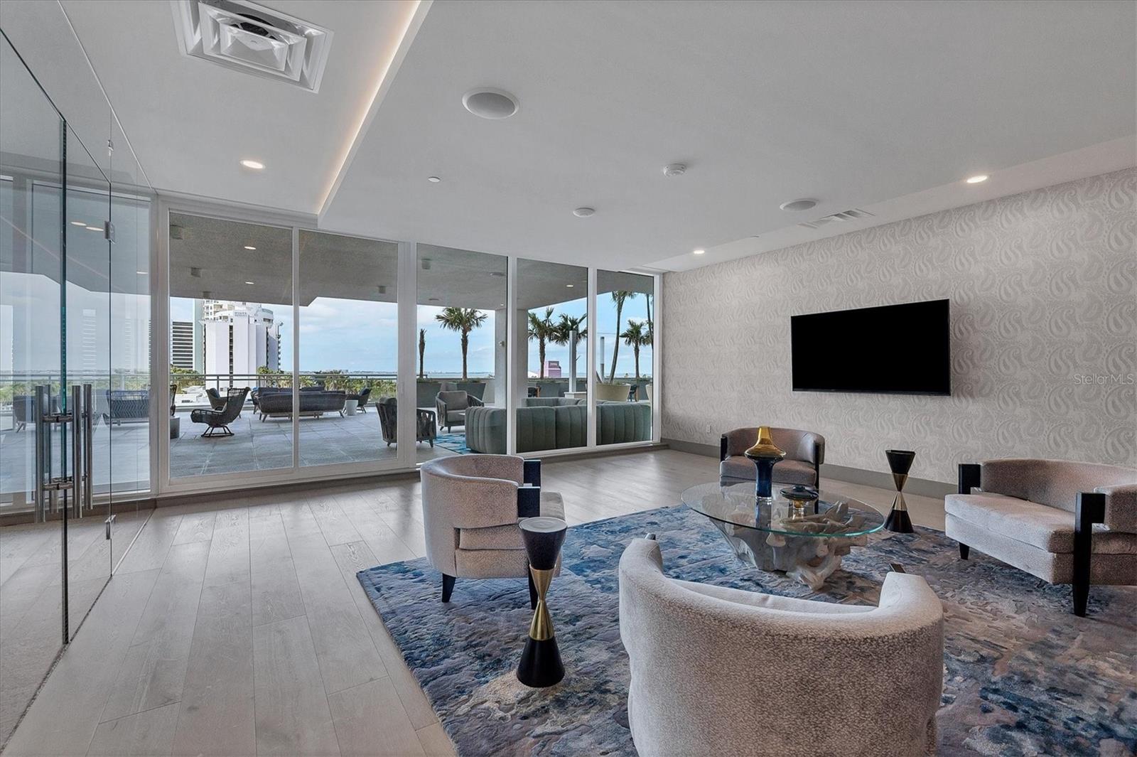 540 N TAMIAMI TRL #604, SARASOTA, FL, 34236