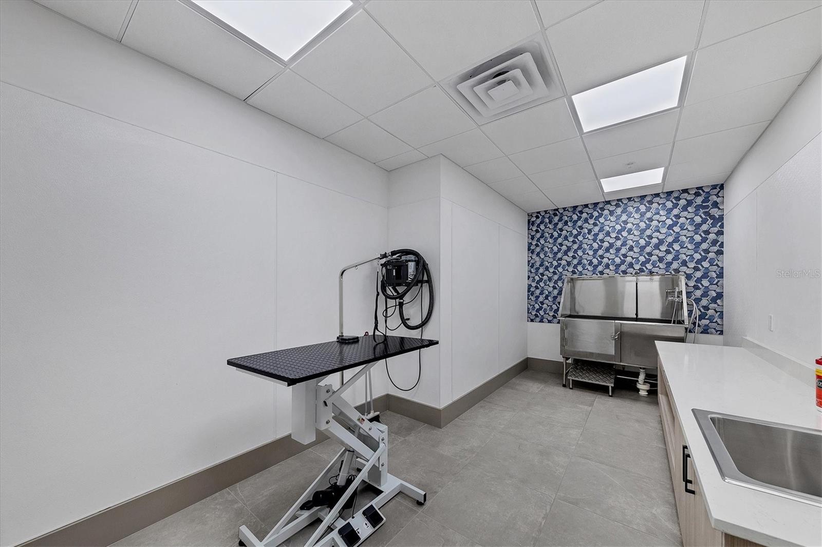 540 N TAMIAMI TRL #604, SARASOTA, FL, 34236