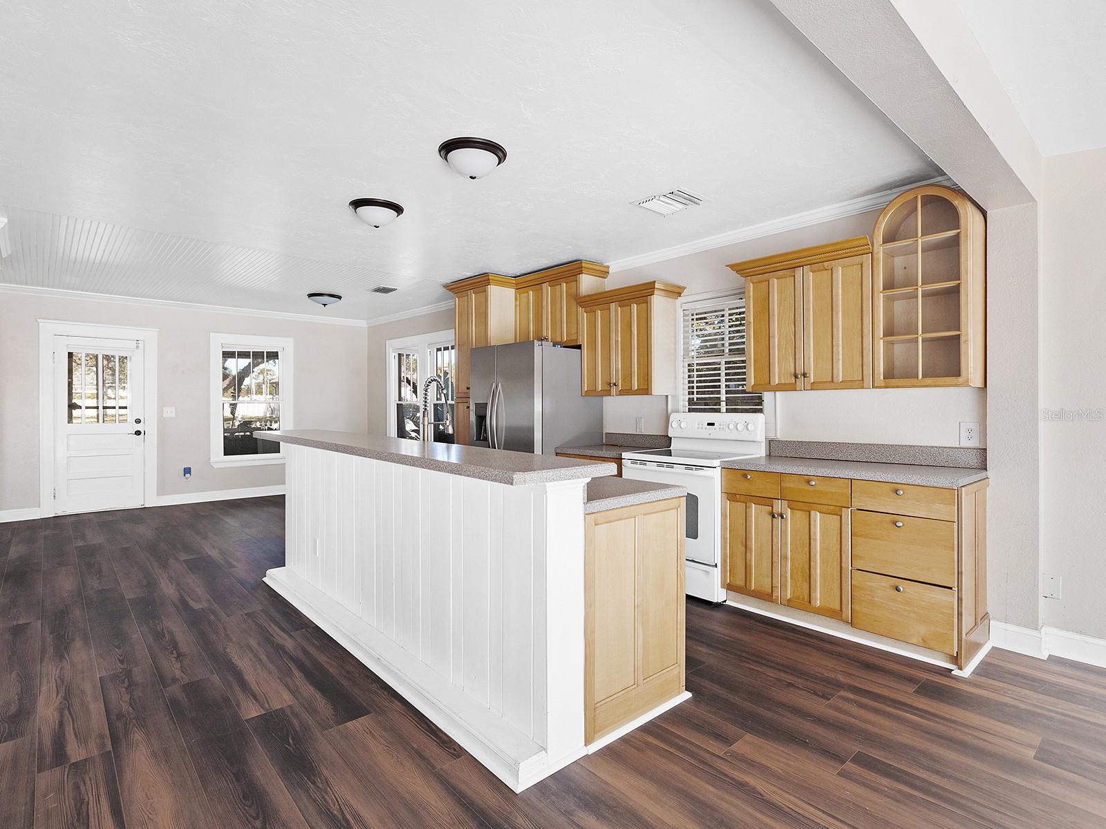 2724 ASHTON RD, SARASOTA, FL, 34231