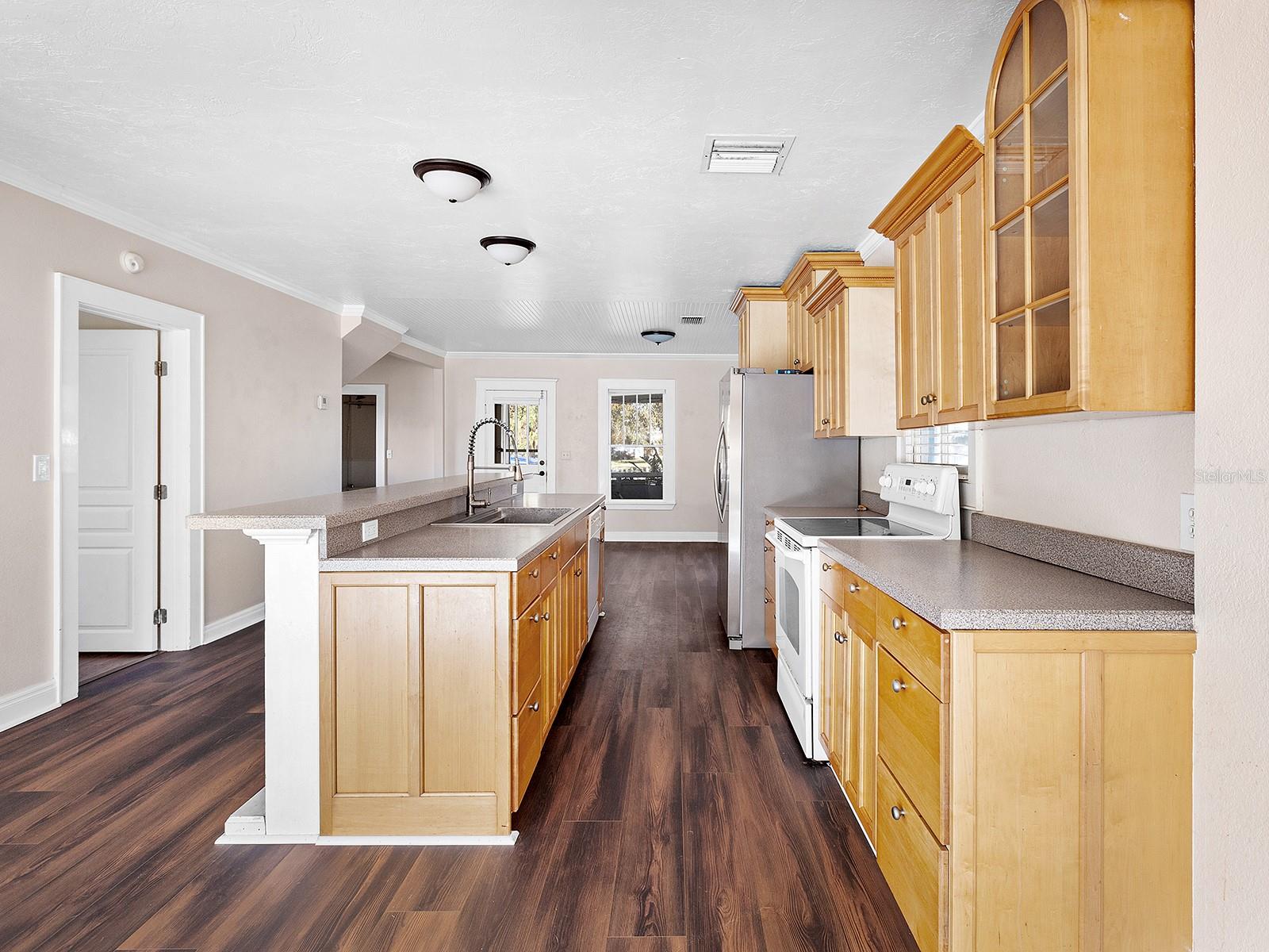 2724 ASHTON RD, SARASOTA, FL, 34231