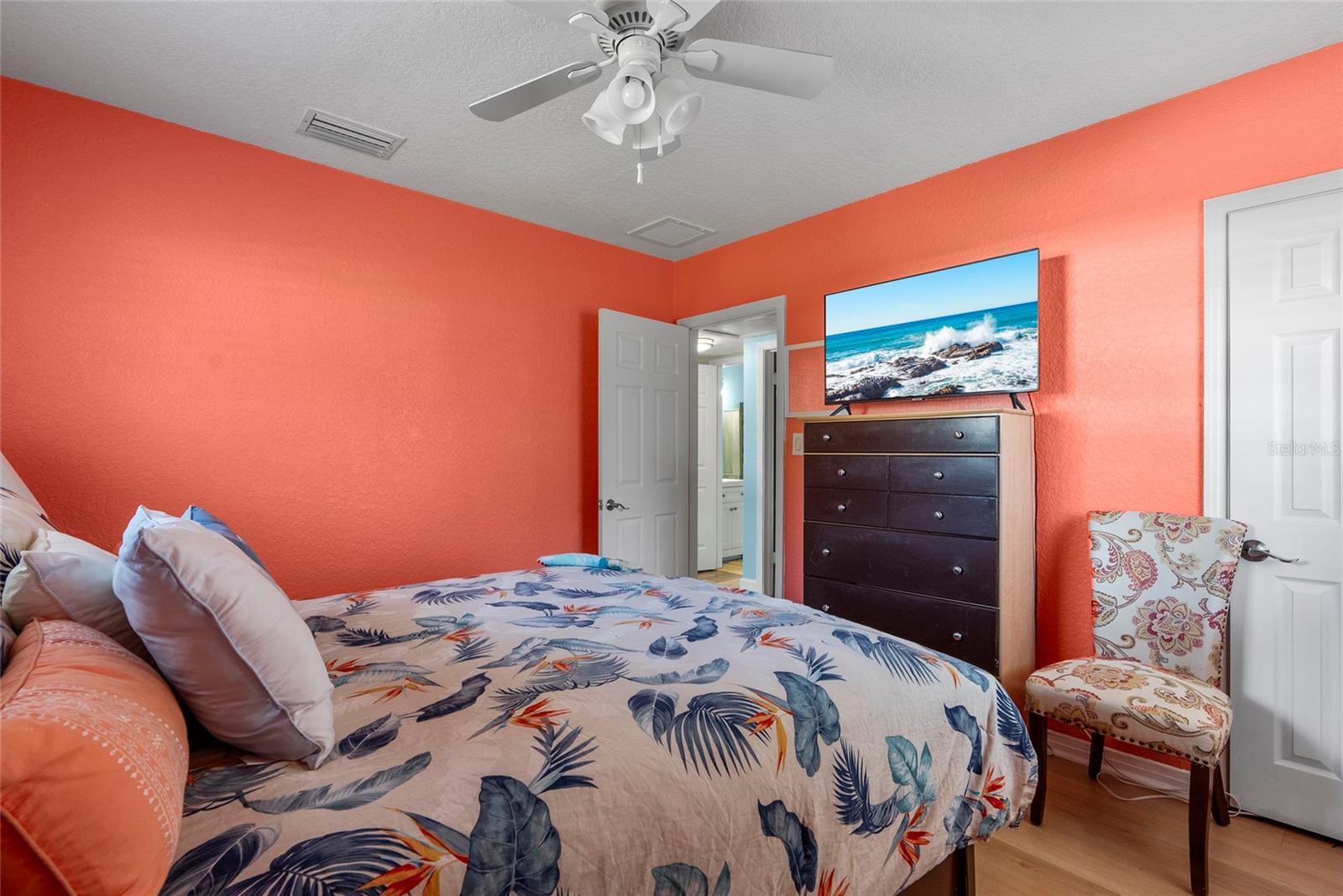 3014 W HELEN AVE, TAMPA, FL, 33611