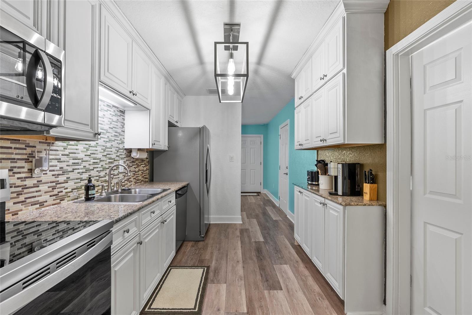 3014 W HELEN AVE, TAMPA, FL, 33611