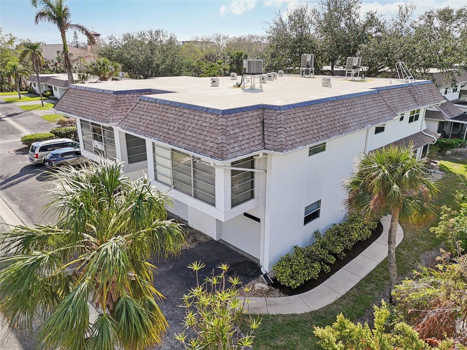 549 SUTTON PL, LONGBOAT KEY, FL, 34228