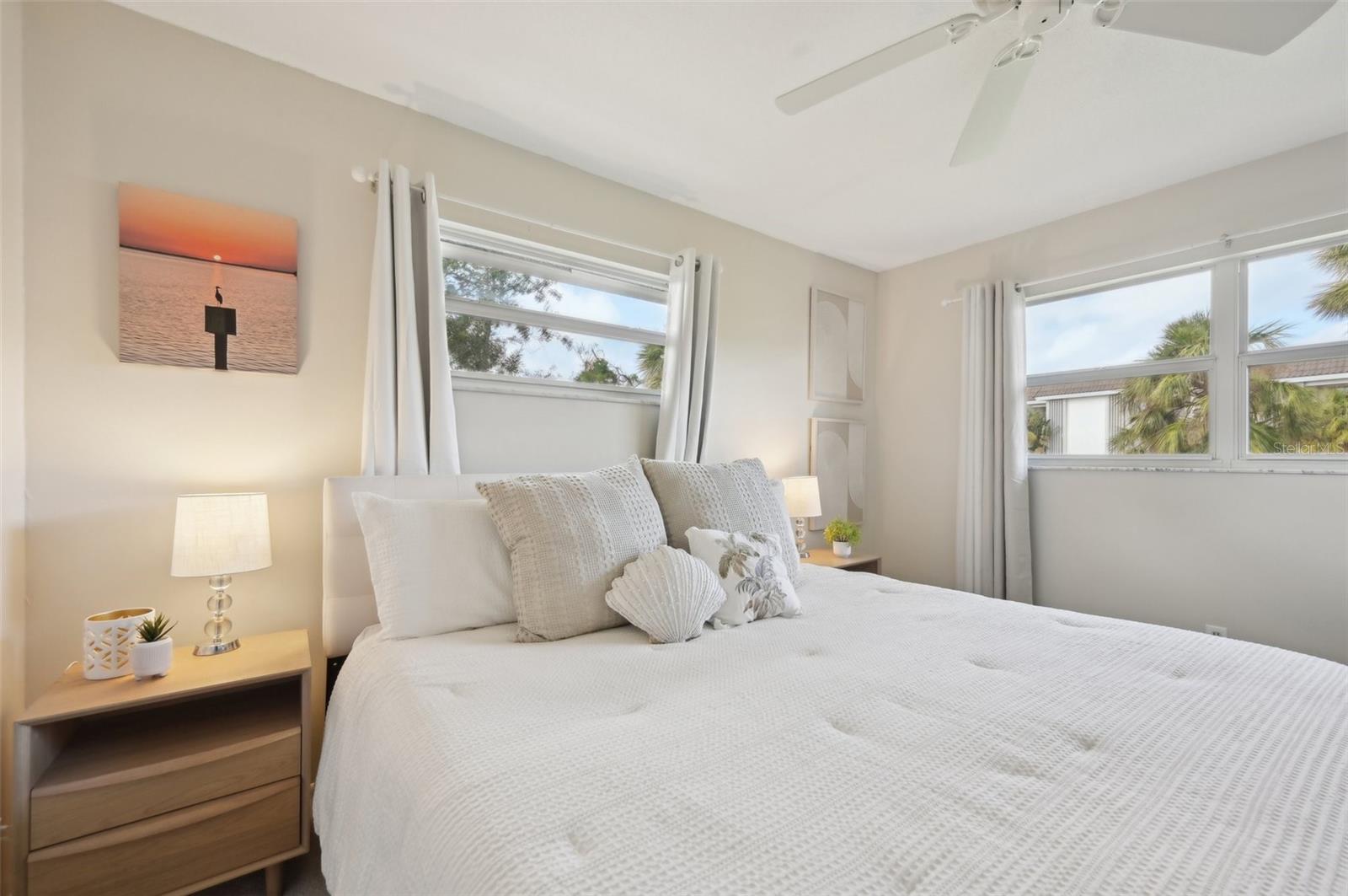 549 SUTTON PL, LONGBOAT KEY, FL, 34228