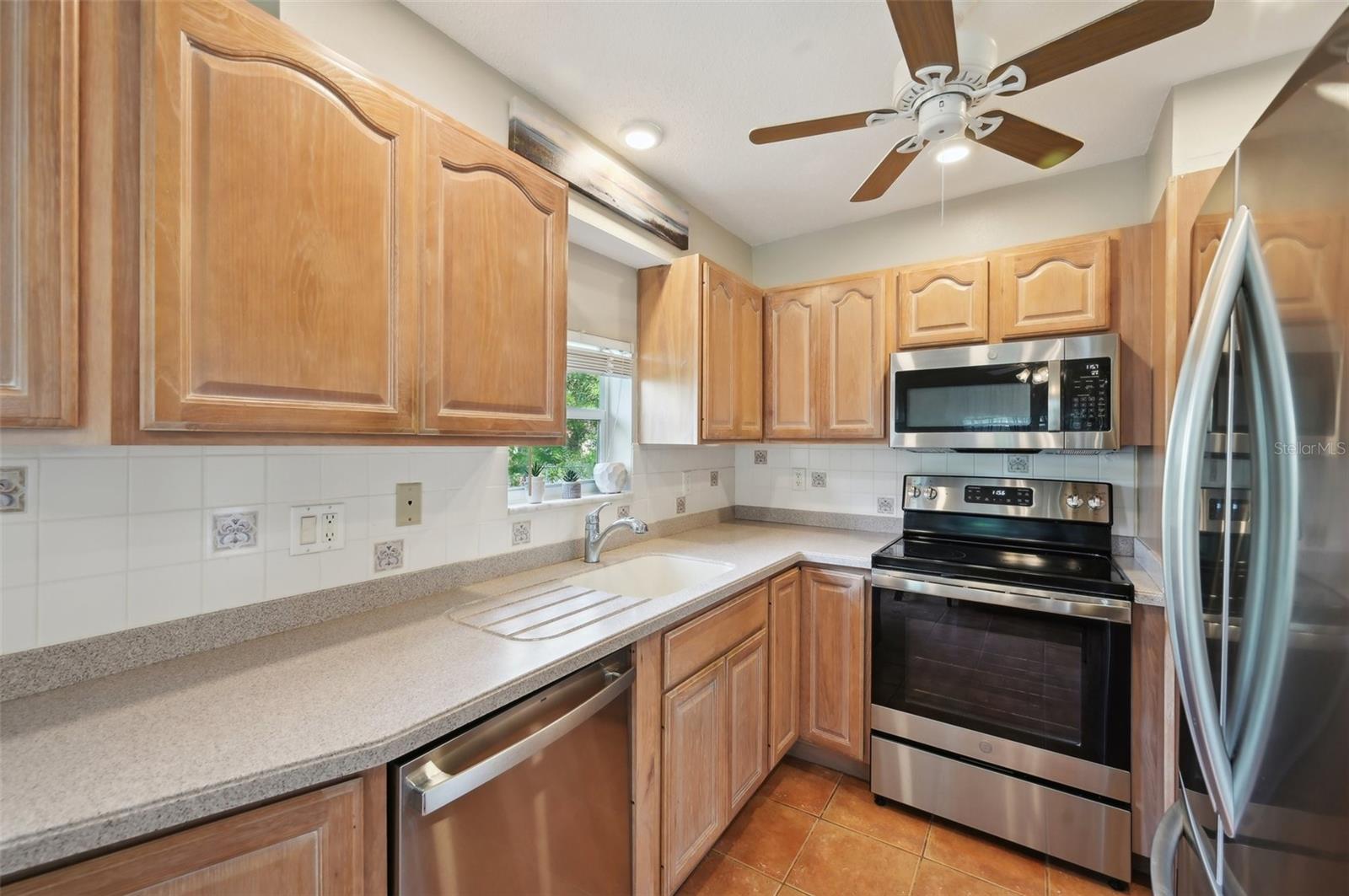549 SUTTON PL, LONGBOAT KEY, FL, 34228