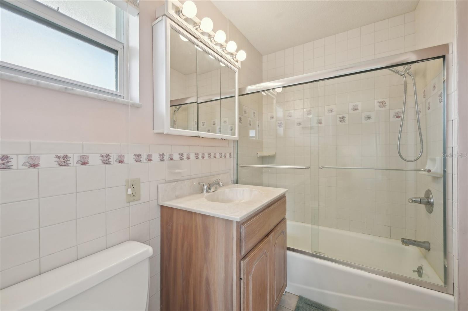 549 SUTTON PL, LONGBOAT KEY, FL, 34228