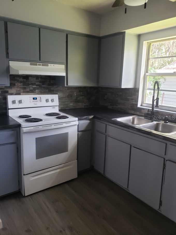 1502 E 99TH AVE, TAMPA, FL, 33612