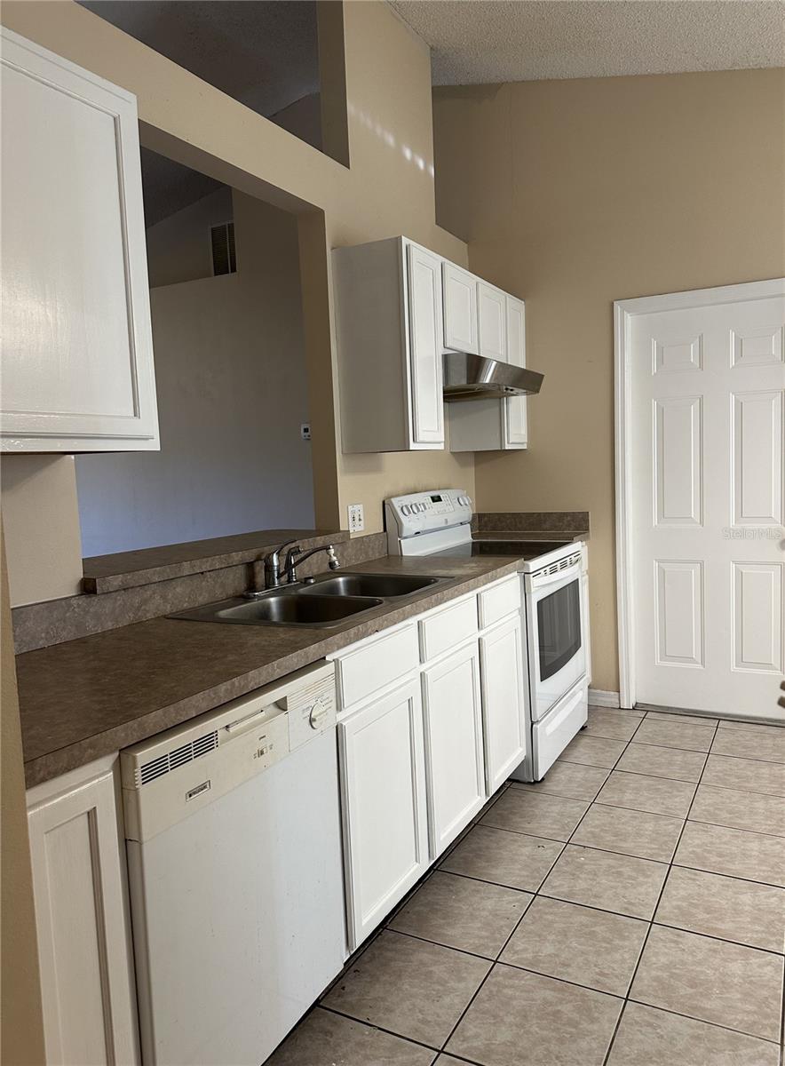 19 PORT ROYAL DR, PALM COAST, FL, 32164