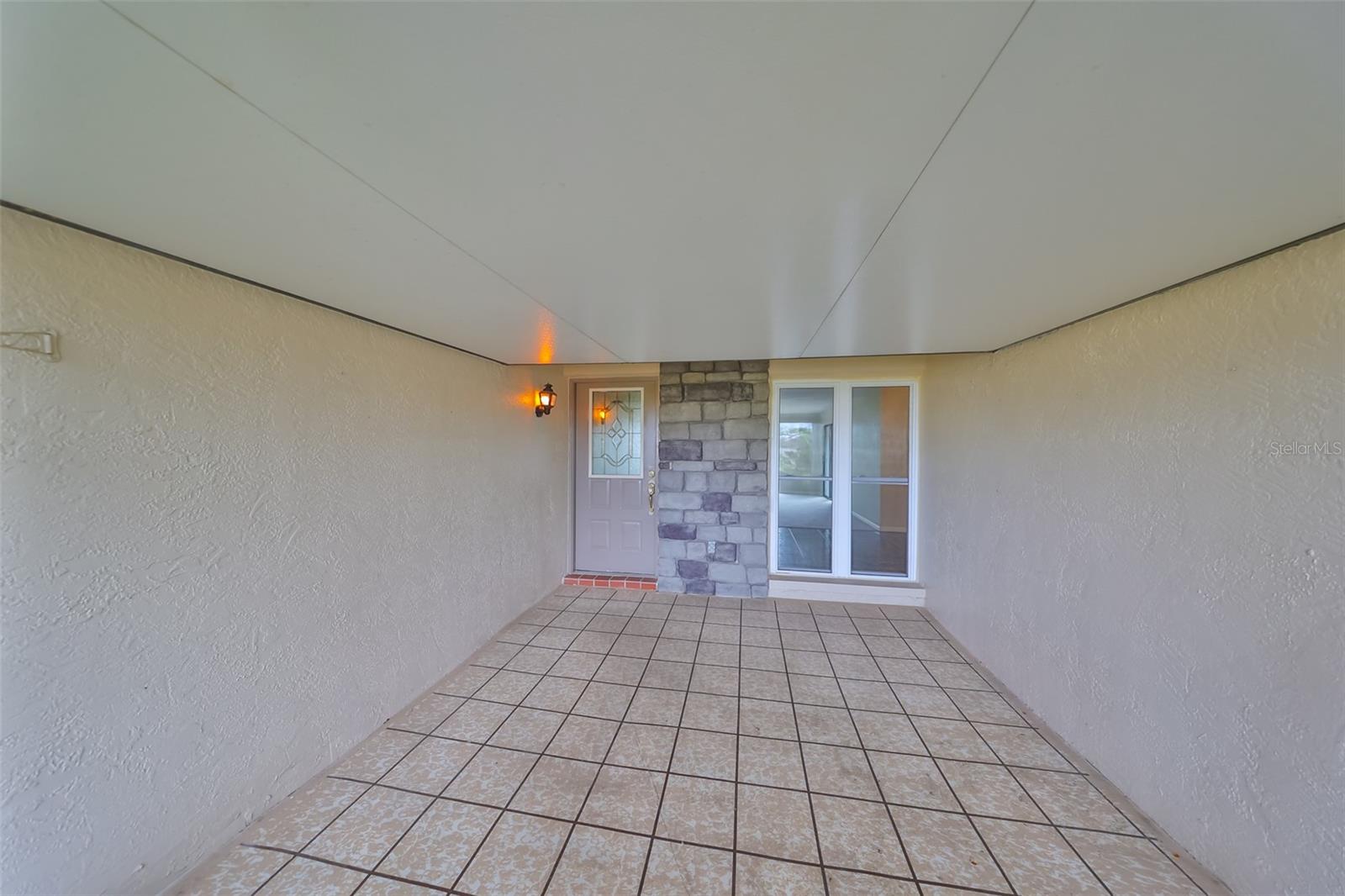 2701 LANCASTER DR, SUN CITY CENTER, FL, 33573