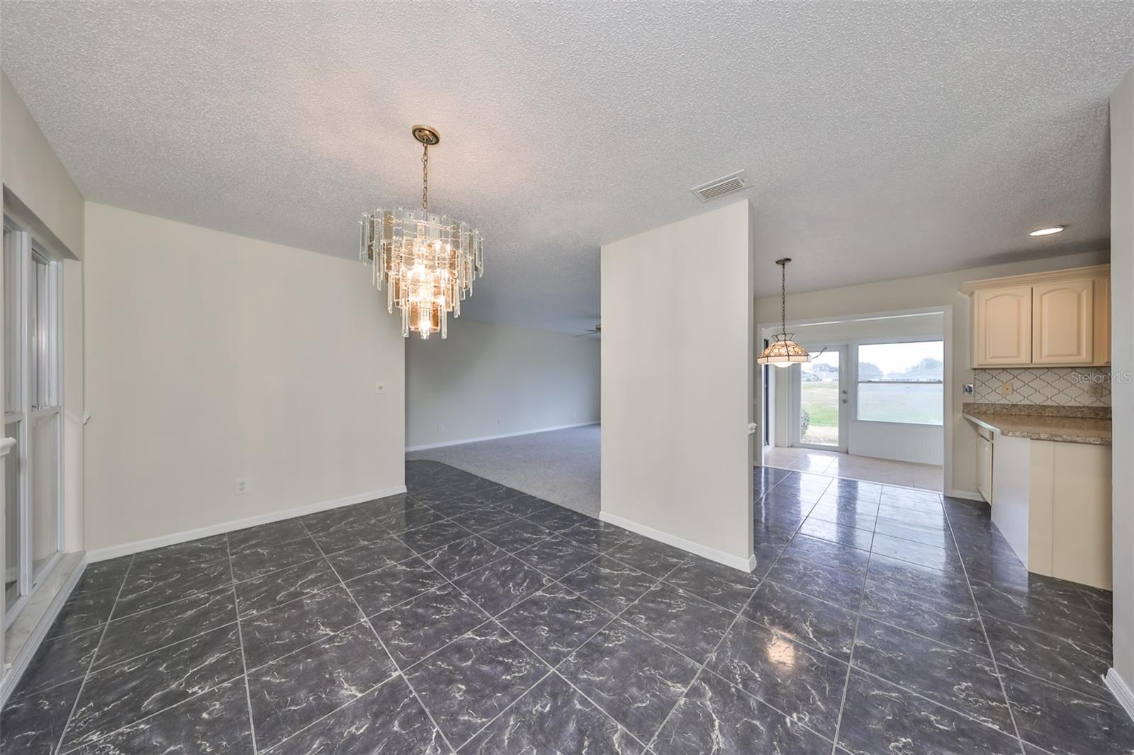2701 LANCASTER DR, SUN CITY CENTER, FL, 33573