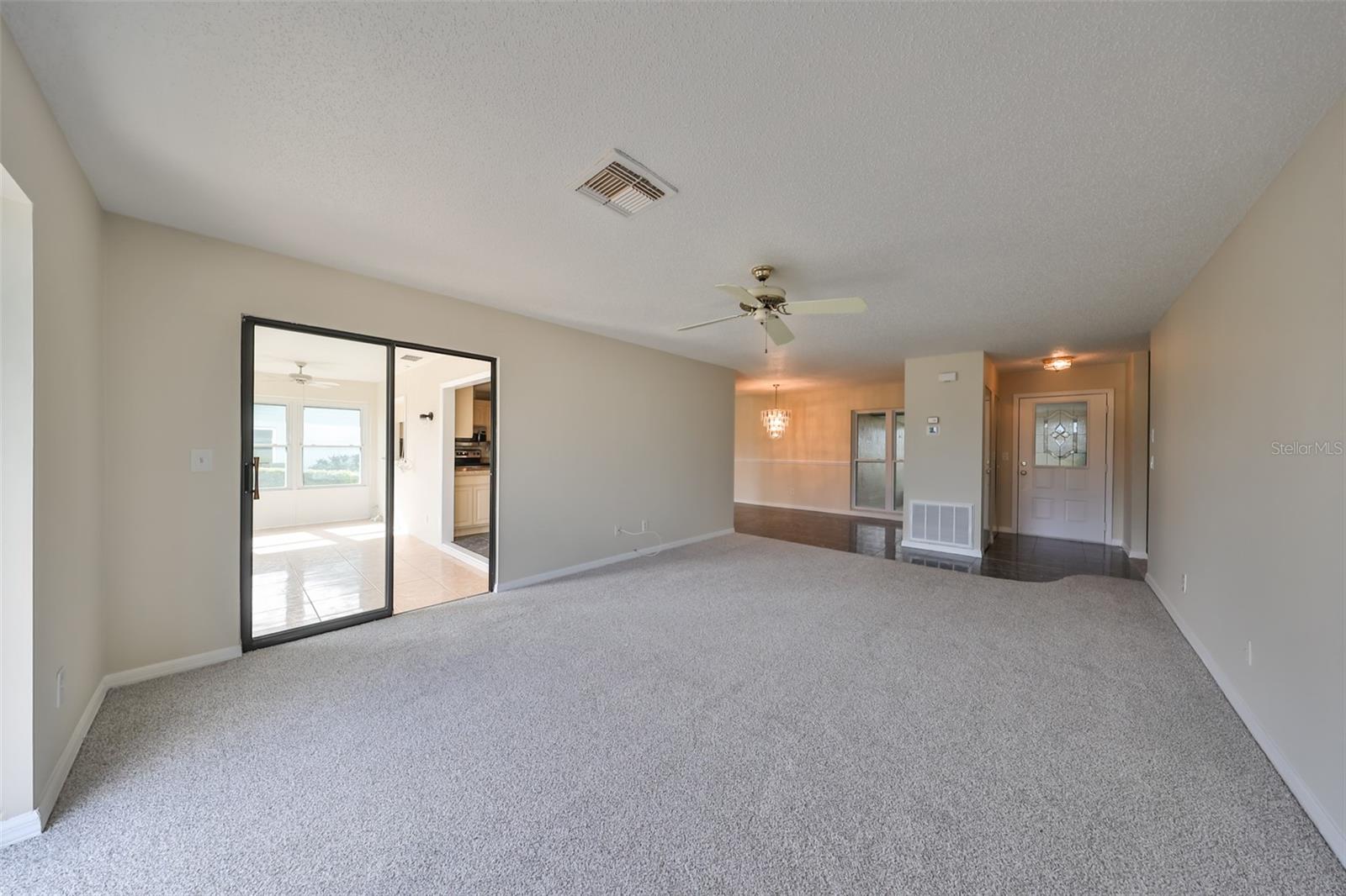 2701 LANCASTER DR, SUN CITY CENTER, FL, 33573