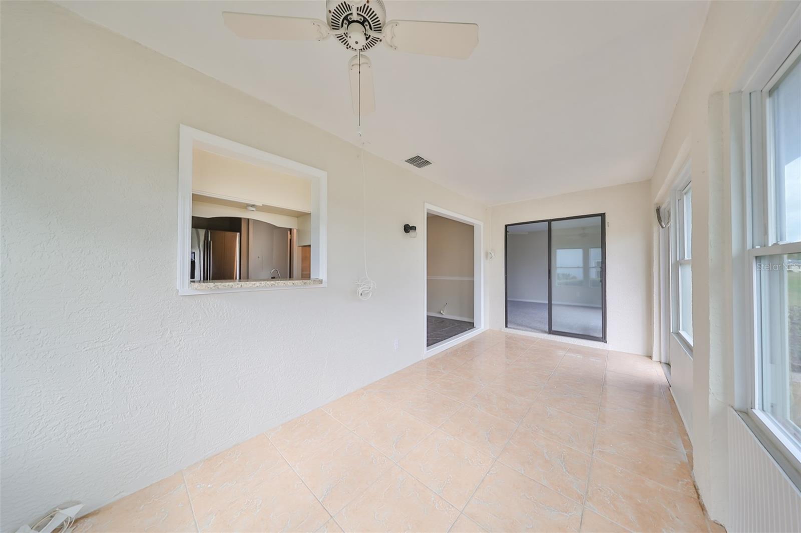 2701 LANCASTER DR, SUN CITY CENTER, FL, 33573