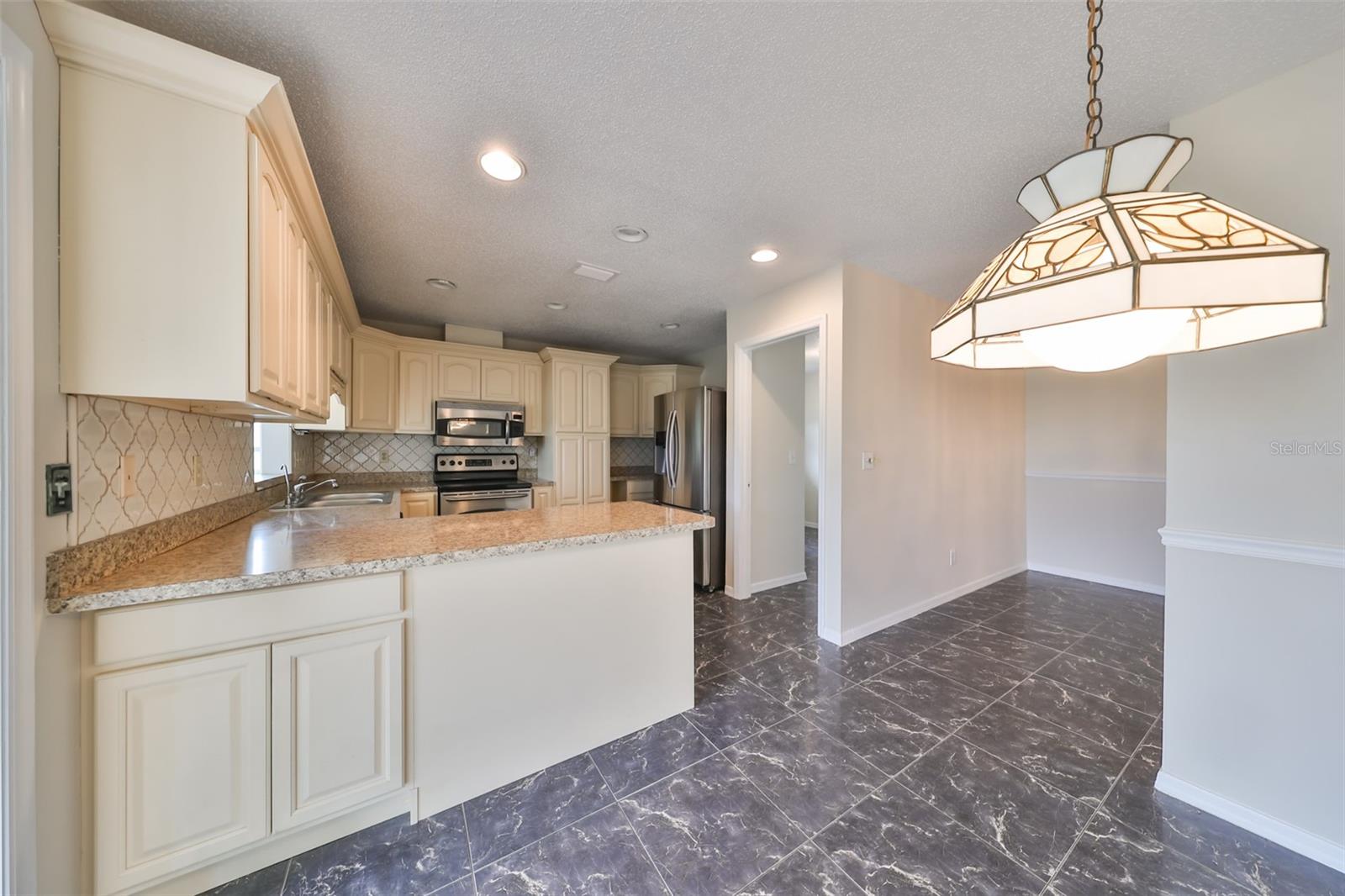 2701 LANCASTER DR, SUN CITY CENTER, FL, 33573