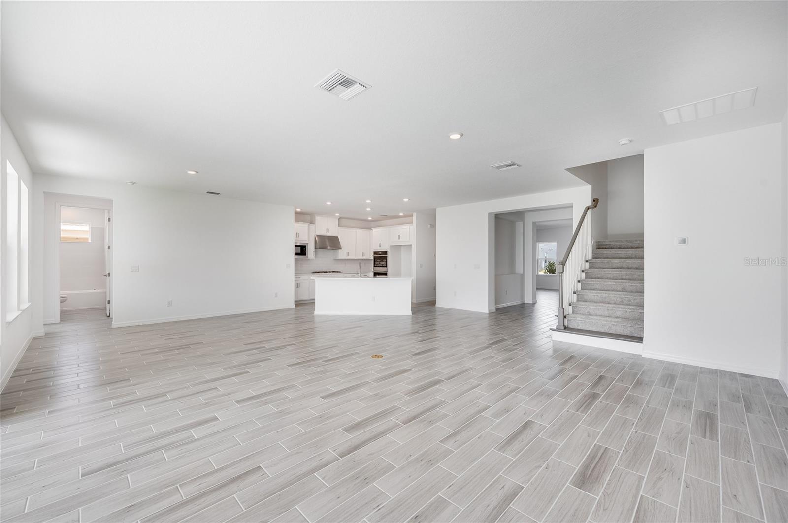 33696 SEAFARER LN, WESLEY CHAPEL, FL, 33543