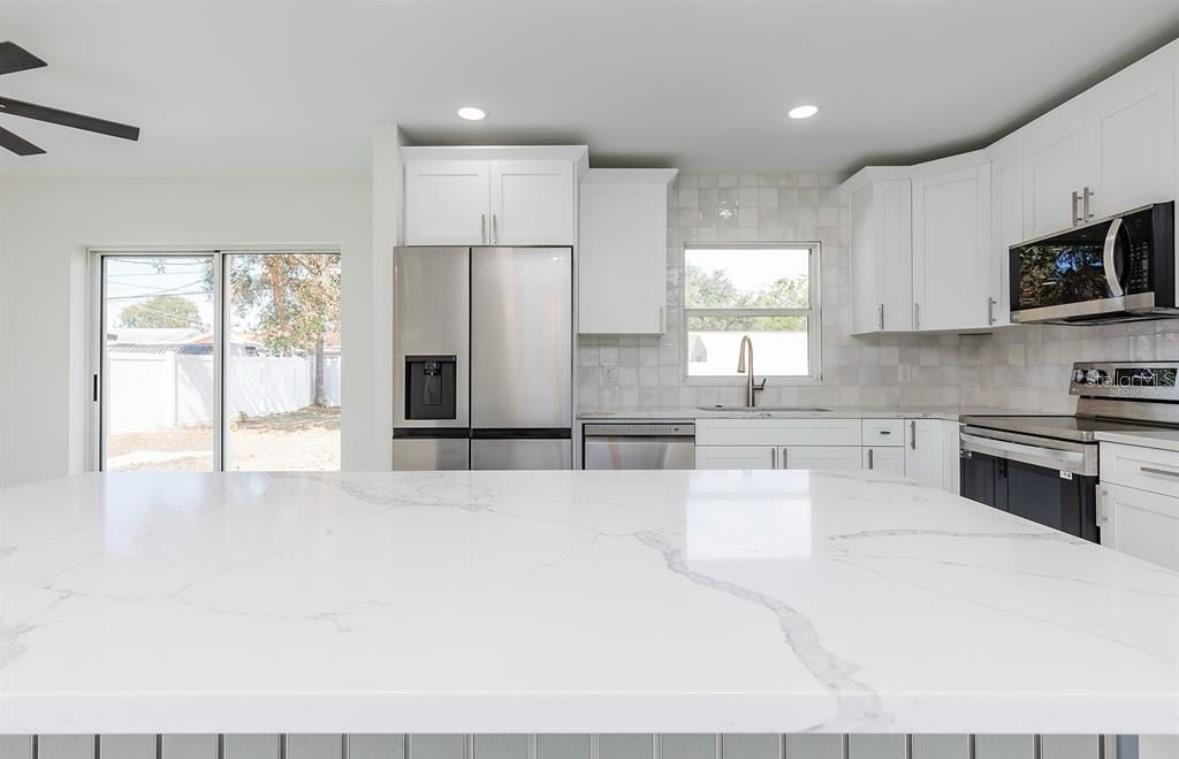 7507 W HANNA AVE, TAMPA, FL, 33615