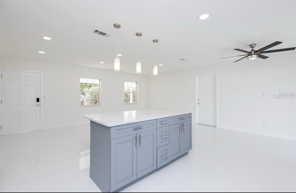 7507 W HANNA AVE, TAMPA, FL, 33615