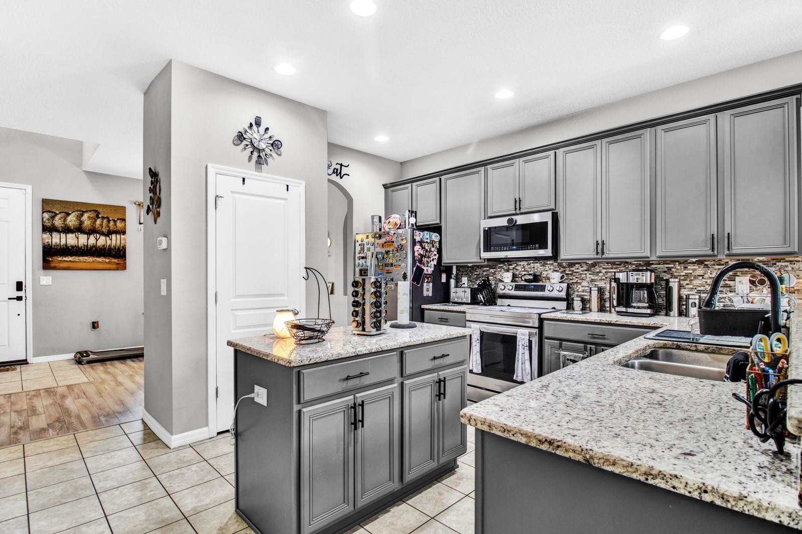 940 RIMINI DR, SAINT CLOUD, FL, 34771