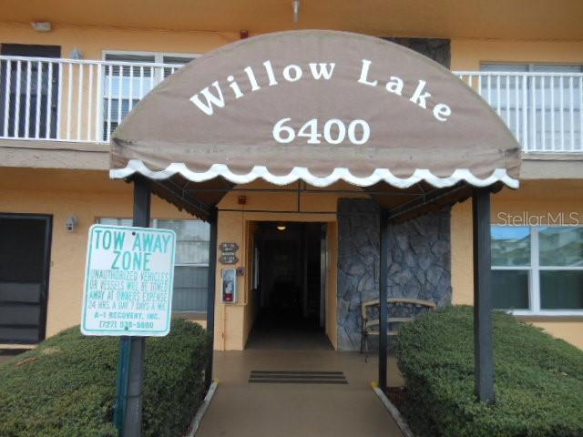 6400 46TH AVE N #105, KENNETH CITY, FL, 33709