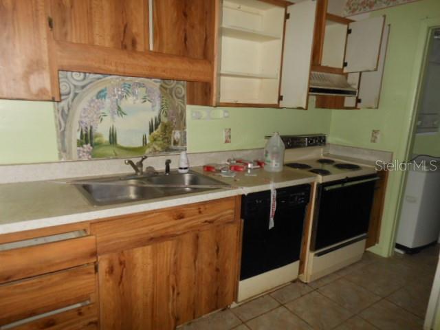 6400 46TH AVE N #105, KENNETH CITY, FL, 33709