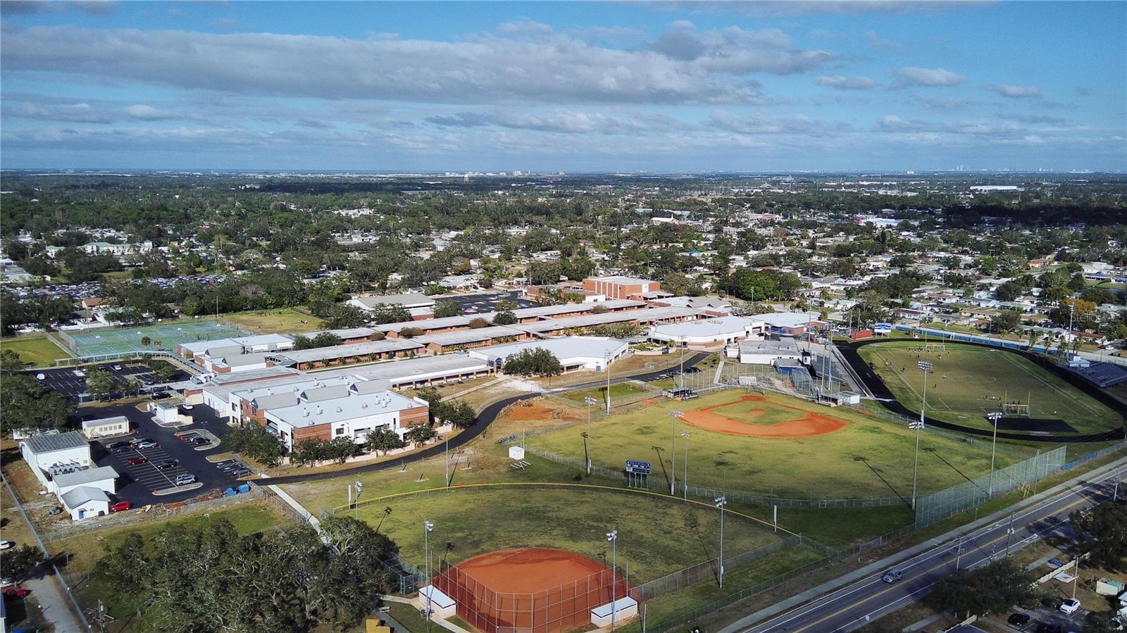 6400 46TH AVE N #105, KENNETH CITY, FL, 33709