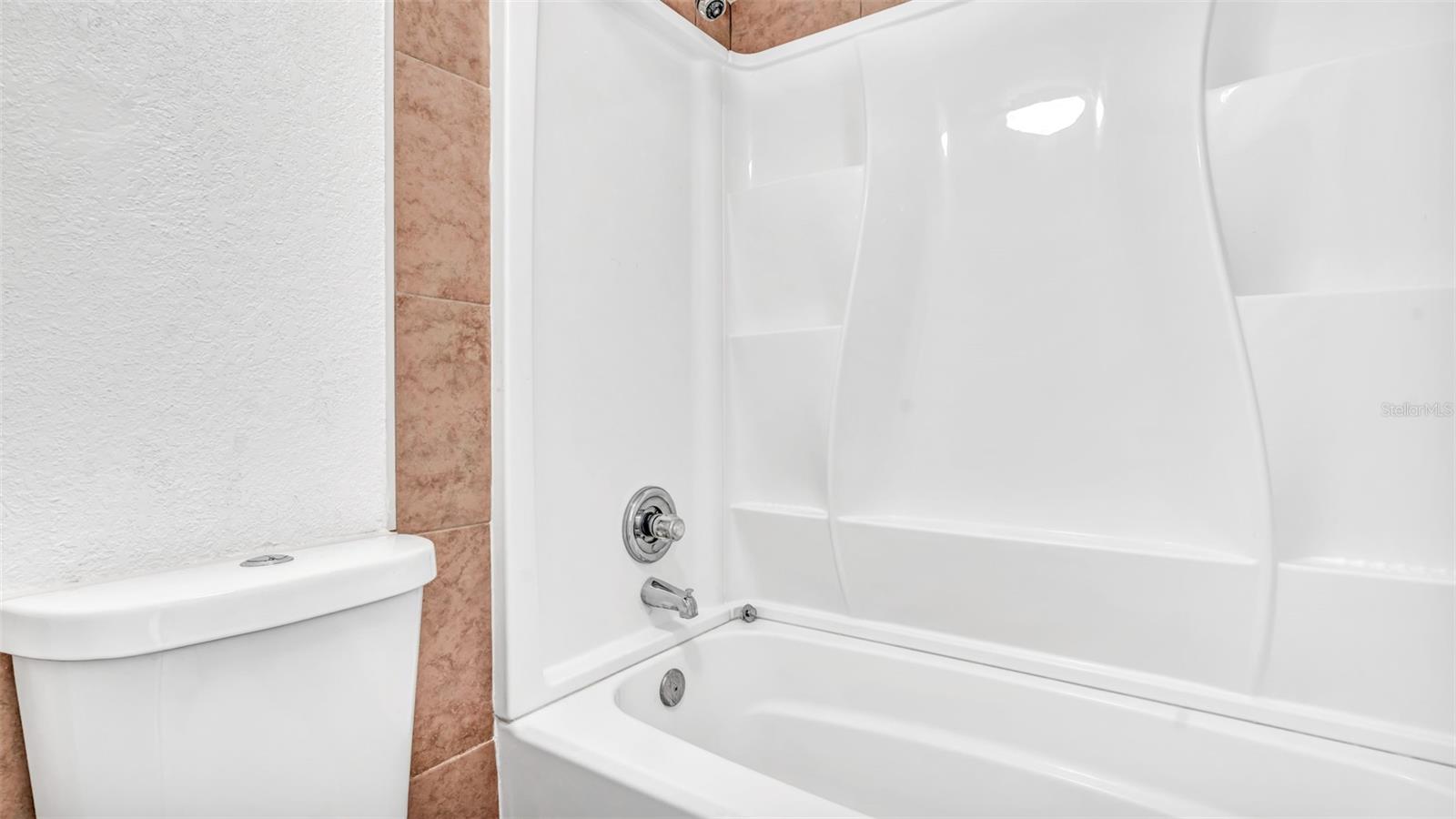 3913 OAK LIMB CT, TAMPA, FL, 33614