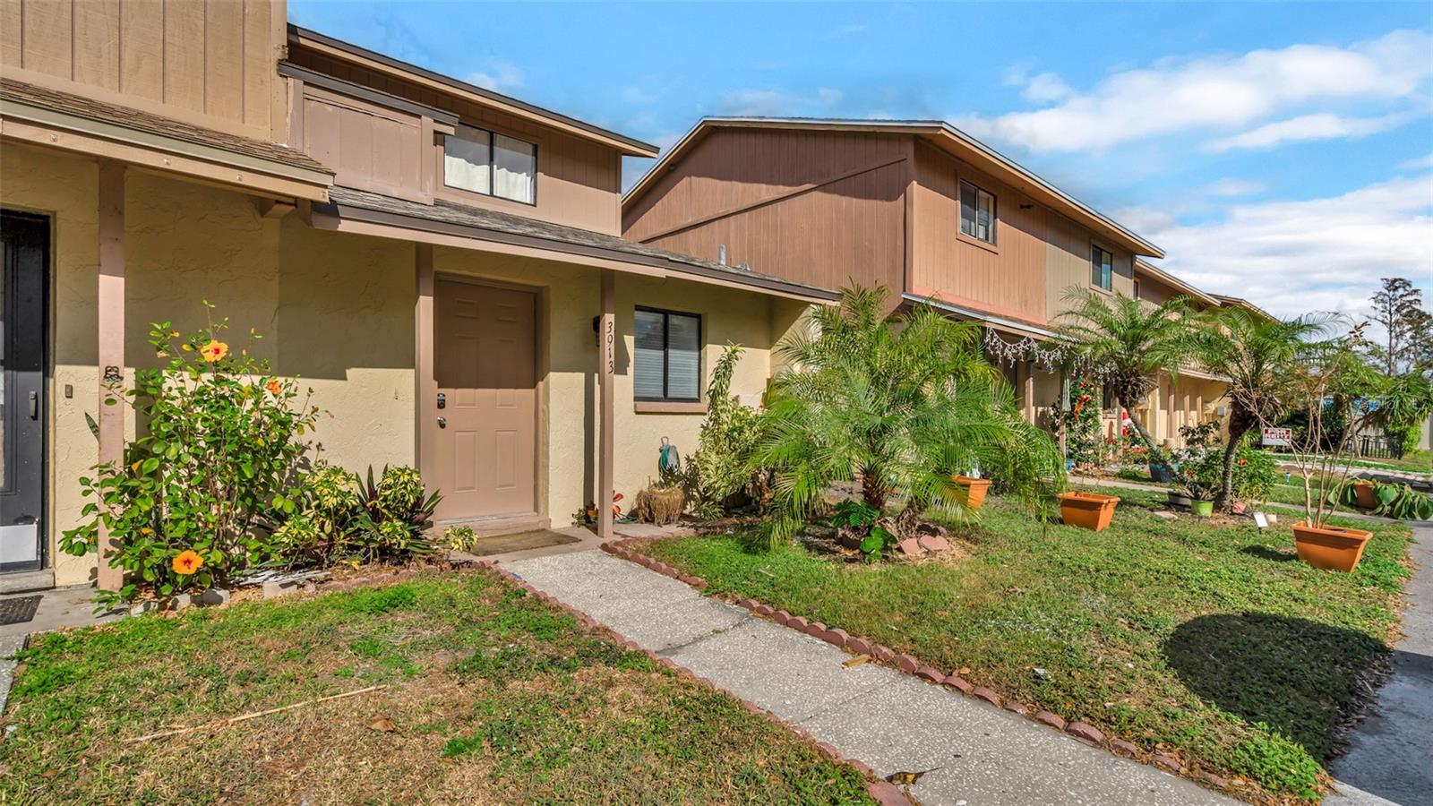 3913 OAK LIMB CT, TAMPA, FL, 33614