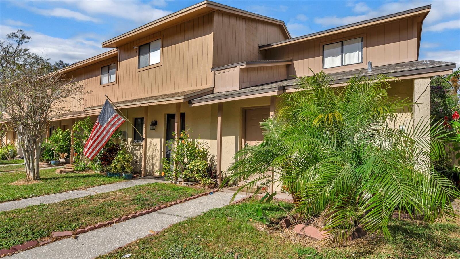 3913 OAK LIMB CT, TAMPA, FL, 33614