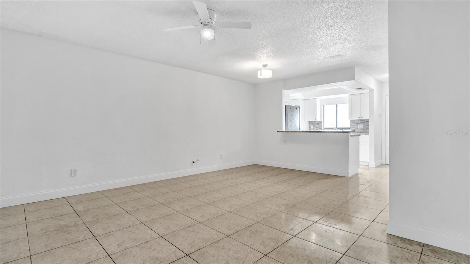 3913 OAK LIMB CT, TAMPA, FL, 33614