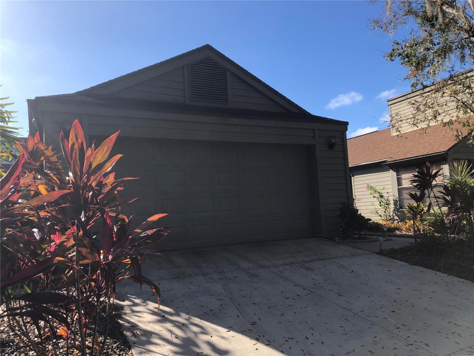 13709 LAZY OAK DR, TAMPA, FL, 33613