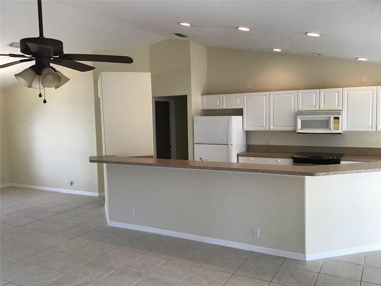 6740 66TH AVE E, BRADENTON, FL, 34203