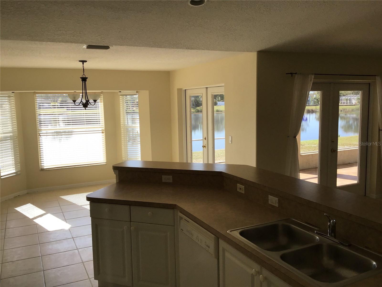 6740 66TH AVE E, BRADENTON, FL, 34203
