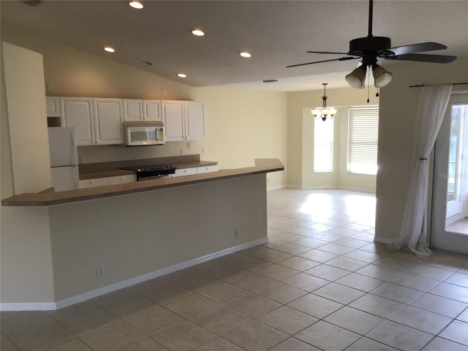 6740 66TH AVE E, BRADENTON, FL, 34203